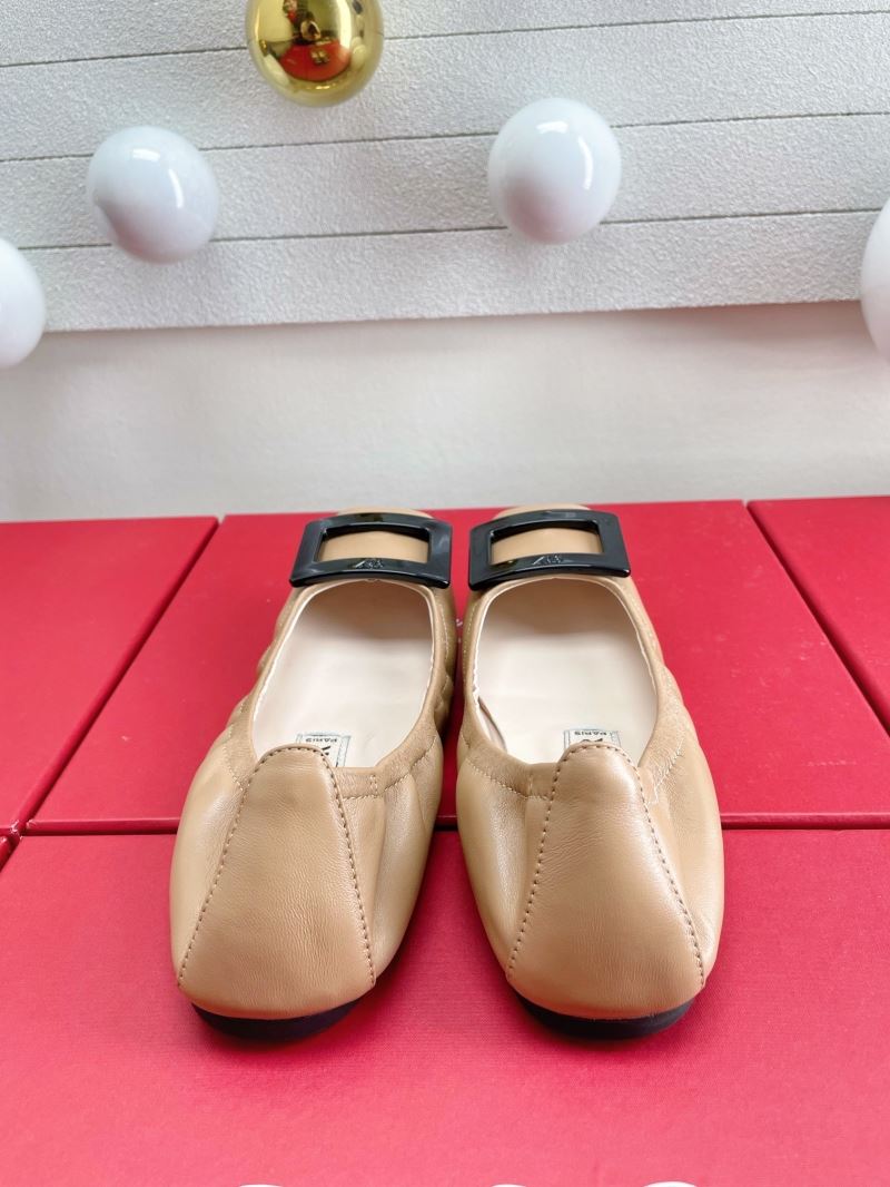 Roger Vivier flat shoes